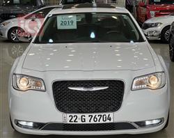 کرایسلەر 300